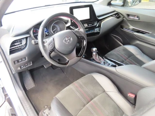Toyota C-HR – thumbnail 12