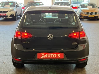 Volkswagen Golf – thumbnail 4