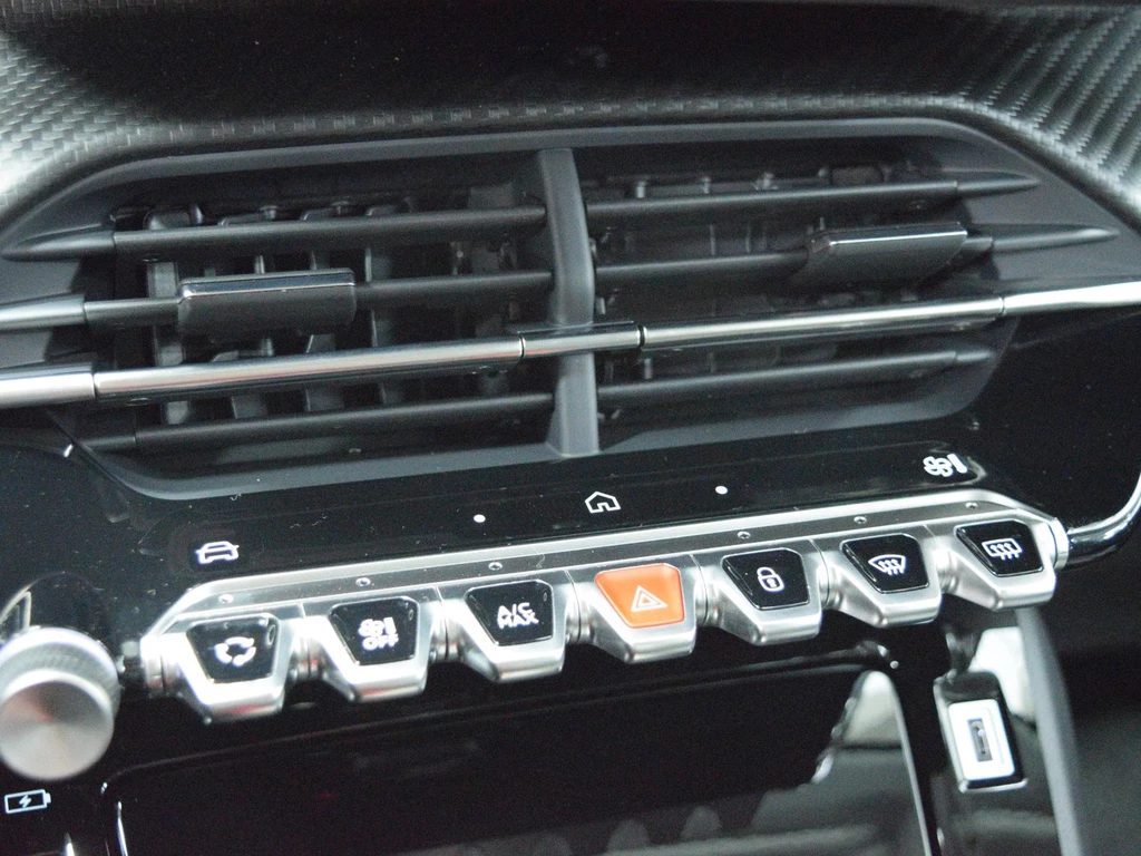 Peugeot 208 – foto 20