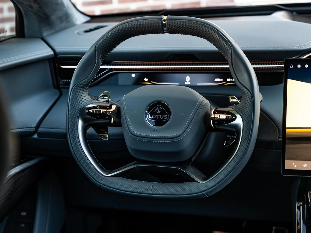 Lotus Eletre – foto 44