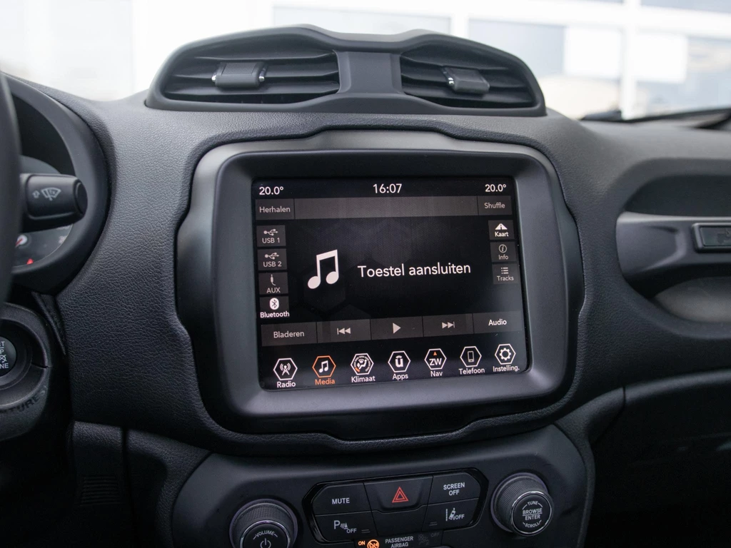 Jeep Renegade – foto 18