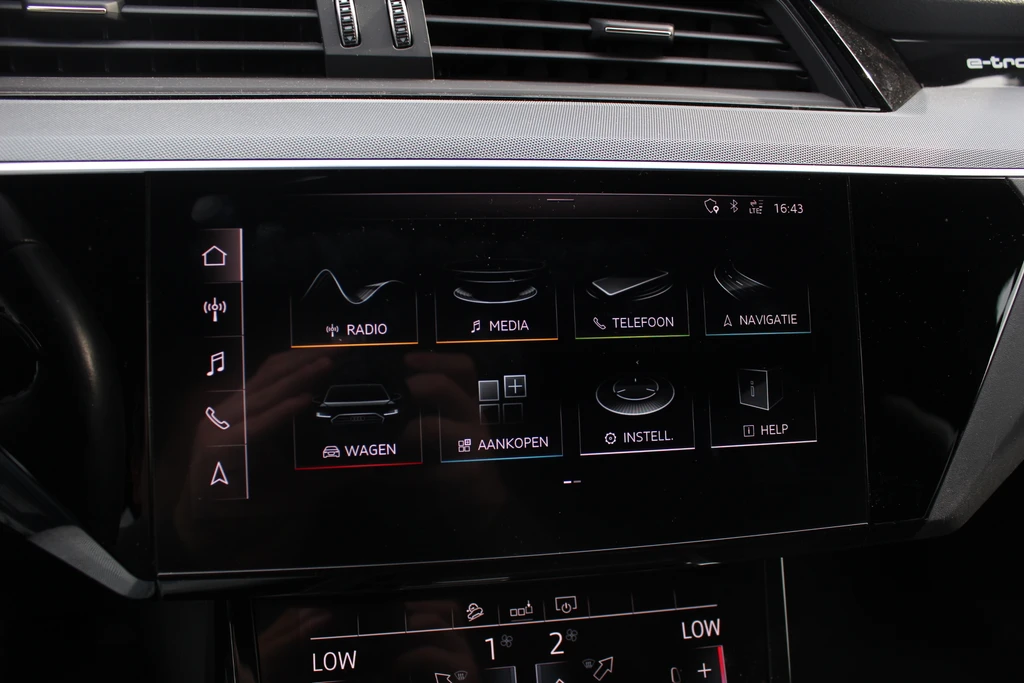 Audi e-tron – foto 23