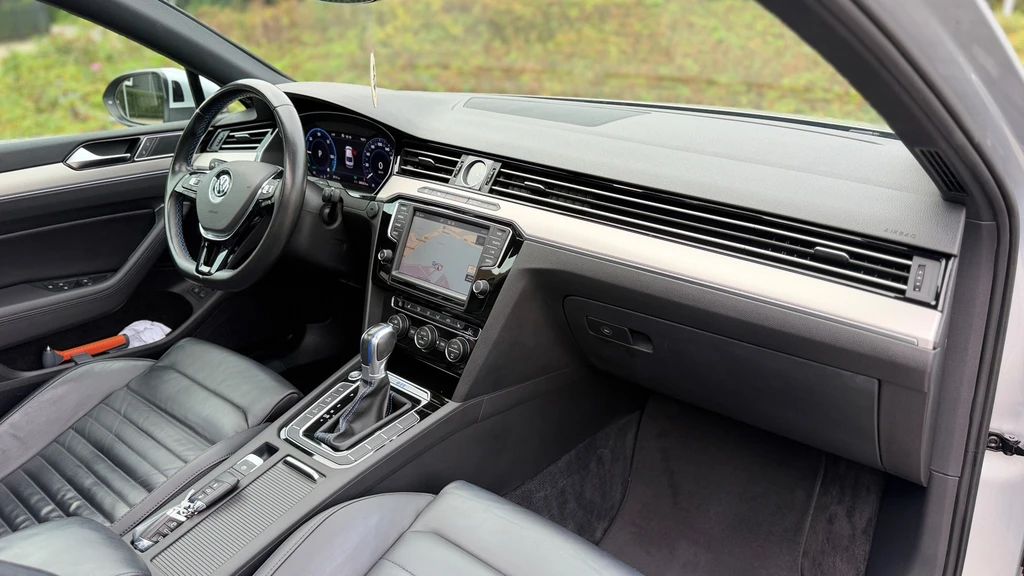 Volkswagen Passat – foto 18