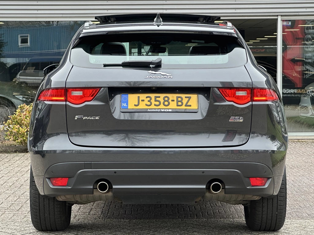 Jaguar F-PACE – foto 4