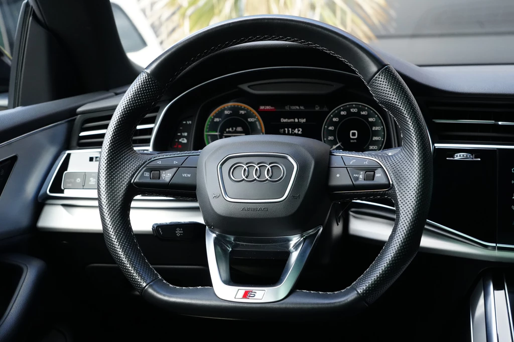 Audi Q8 – foto 9