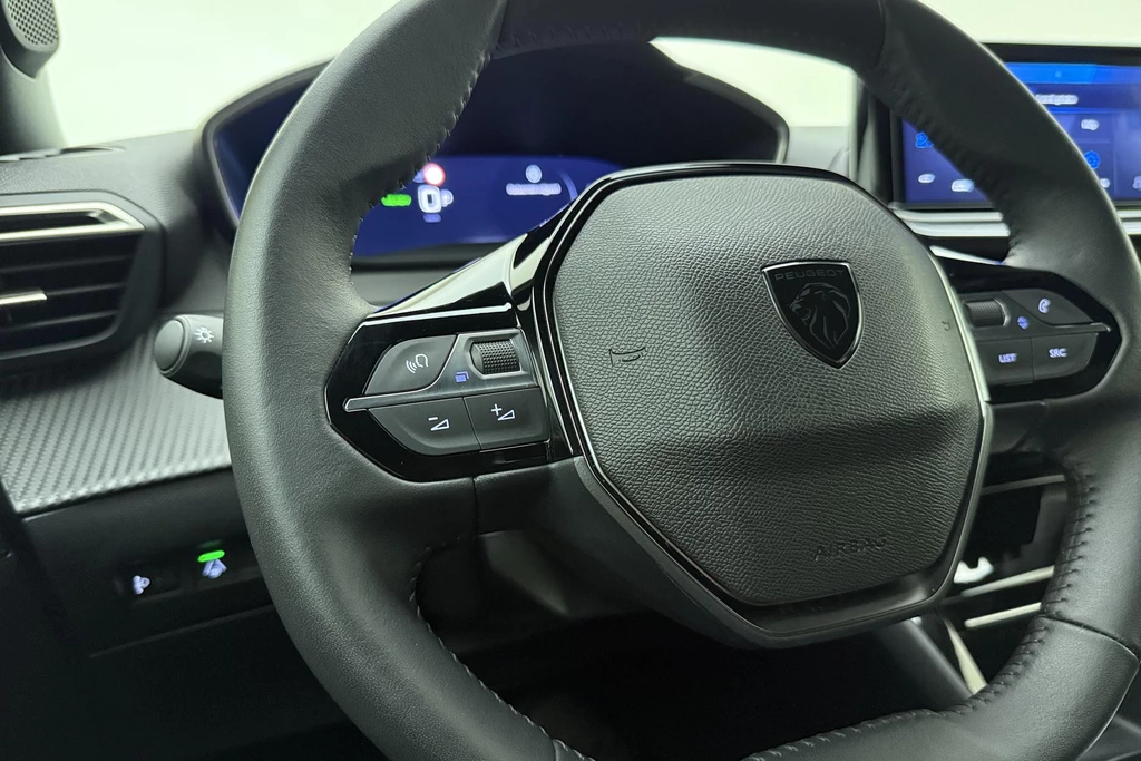 Peugeot e-2008 – foto 19
