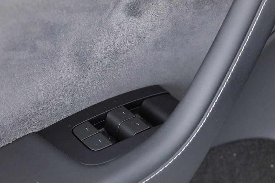 Tesla Model Y – foto 17