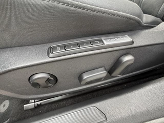 Volkswagen Golf – thumbnail 24