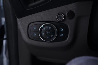 Ford Transit Connect – thumbnail 32