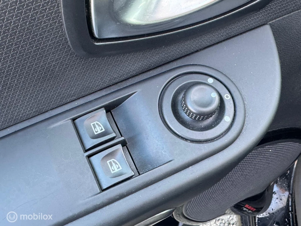 Renault Clio – foto 17