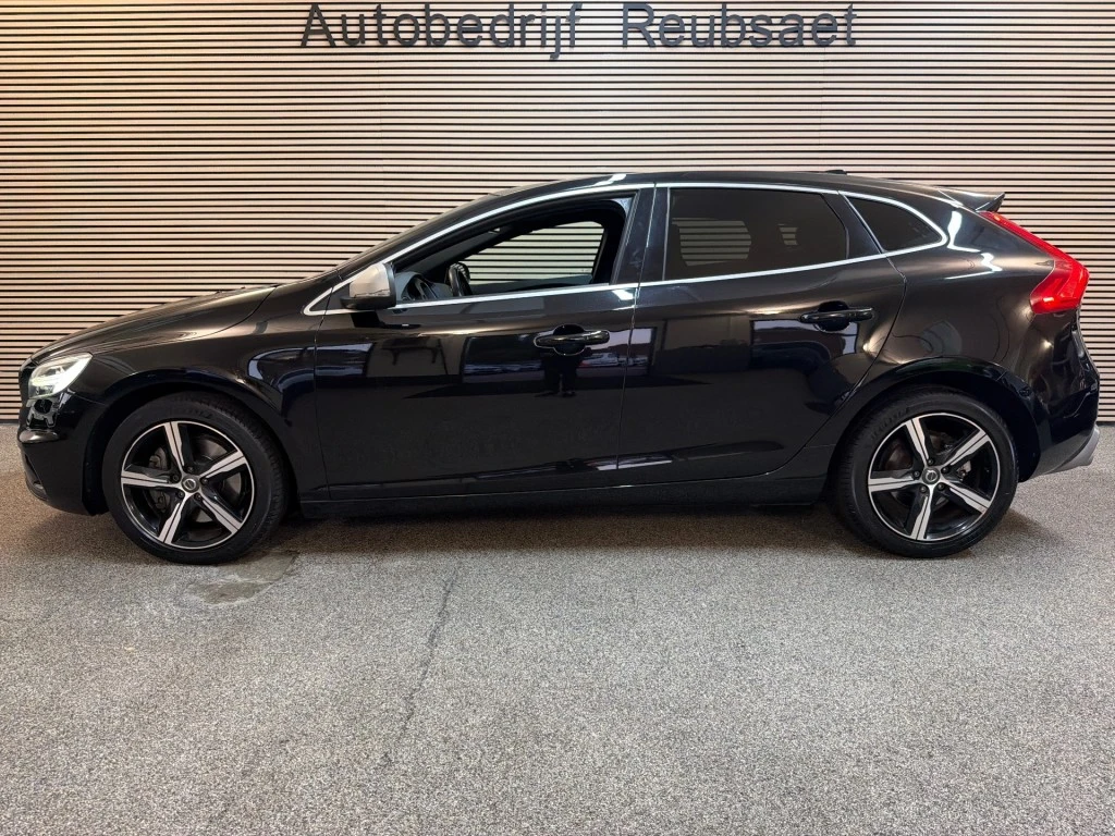 Volvo V40 – foto 2