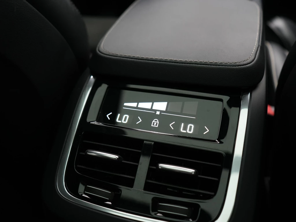 Volvo XC90 – foto 35