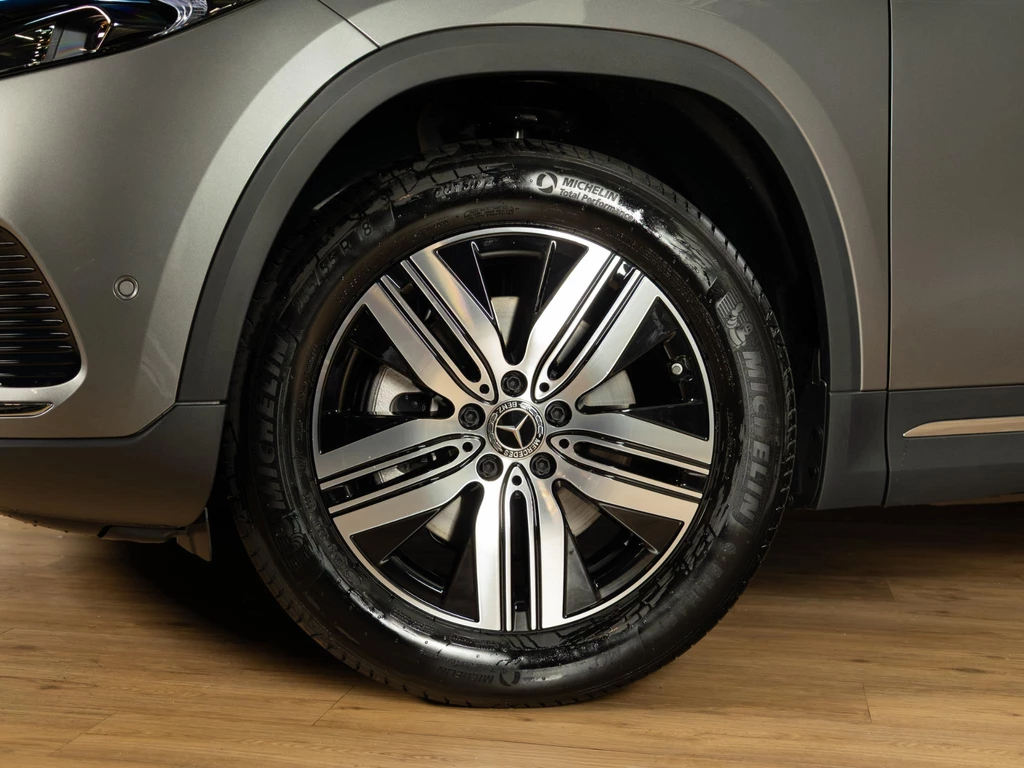 Mercedes-Benz EQA – foto 7