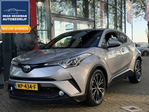 Toyota C-HR 1.8 Hybrid Executive | Navigatie | Climate Control | Stoelverwarming | Cruise Control | Licht metalen velgen