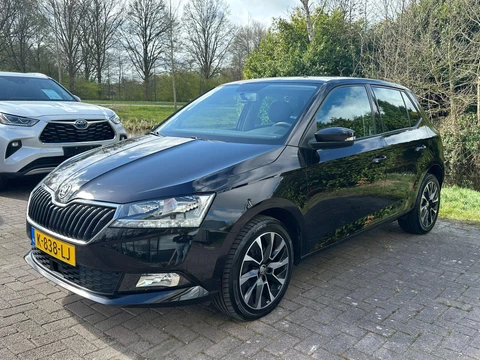 Skoda Fabia 1.0 TSI Business Edition 95 PK | Cruise Controle | Airco | Lane assist | 16 Inch Lichtmetalen Velgen | Multifunctioneel Stuurwiel
