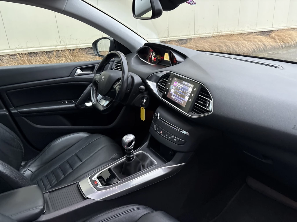 Peugeot 308 – foto 24