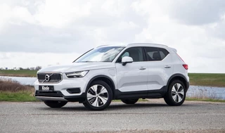 Volvo XC40 – thumbnail 2