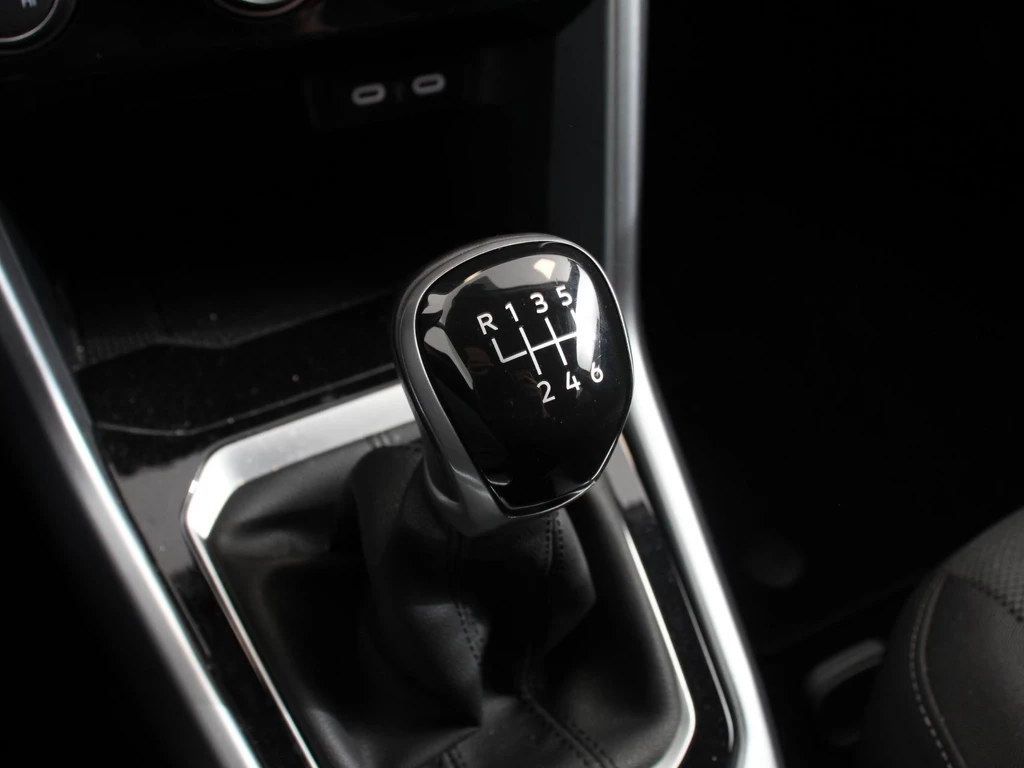 Volkswagen T-Roc – foto 18