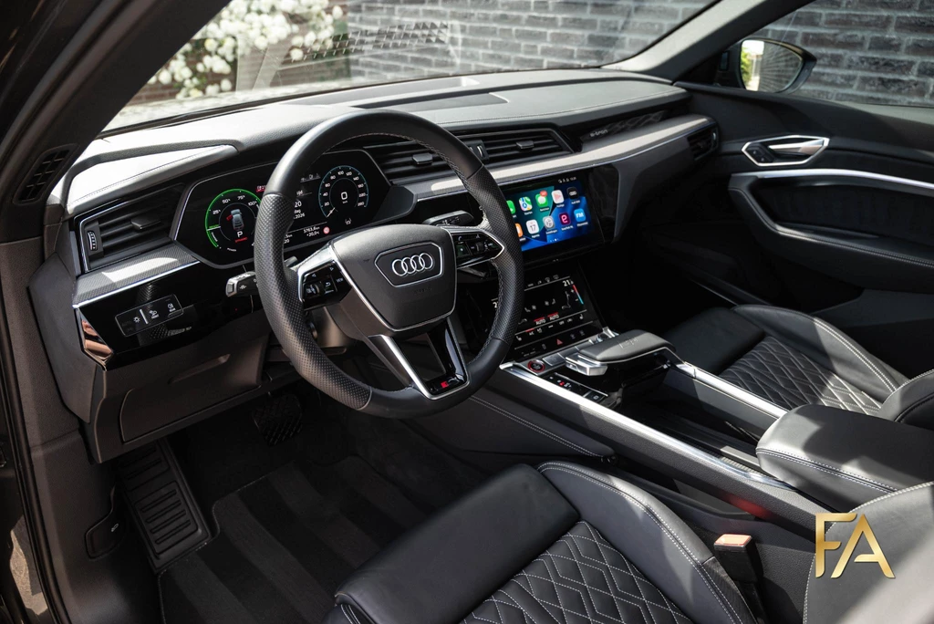 Audi e-tron – foto 14