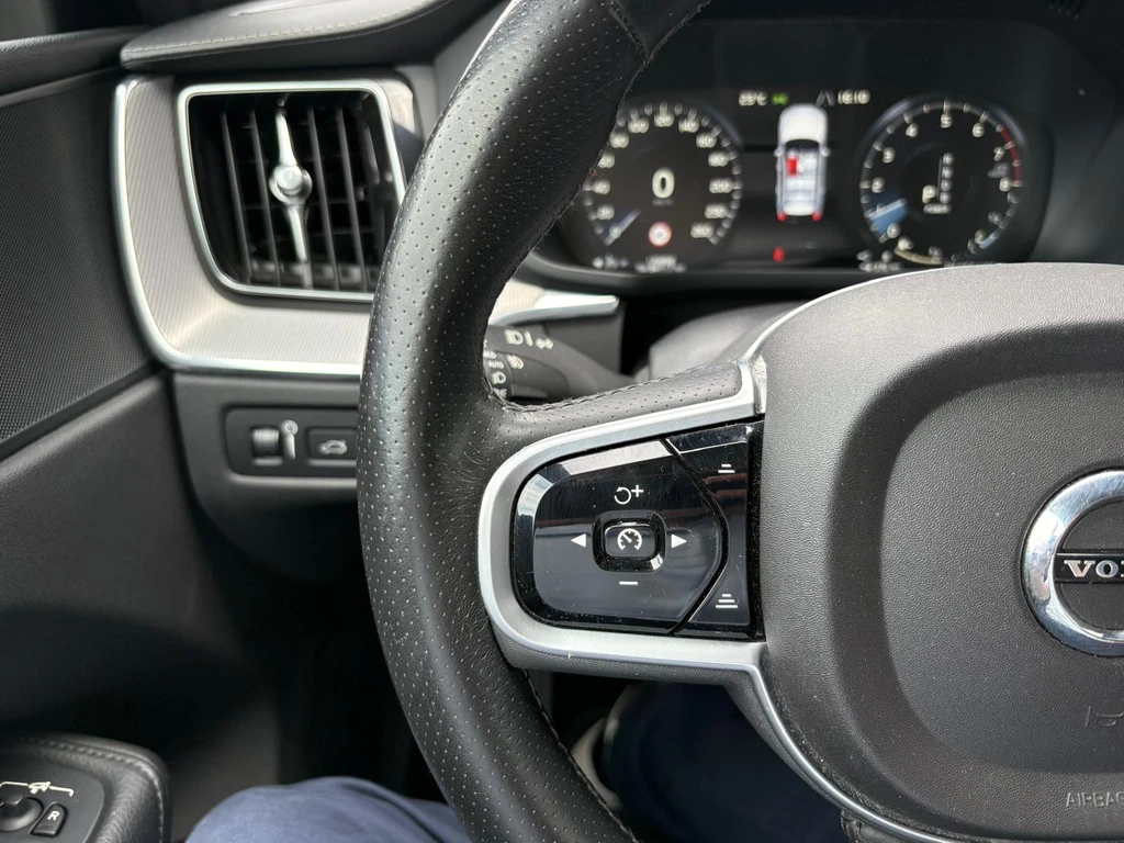 Volvo XC60 – foto 15