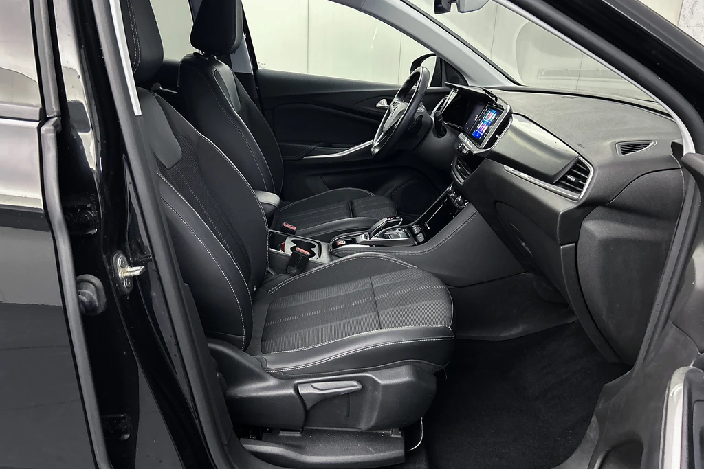Opel Grandland – foto 32
