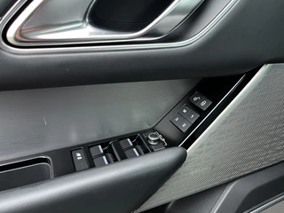 Land Rover Range Rover Velar – thumbnail 26
