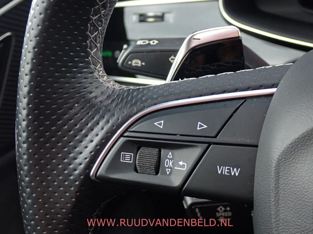 Audi RSQ8 – foto 20