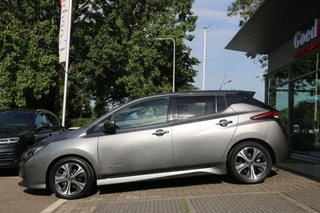Nissan Leaf – thumbnail 2