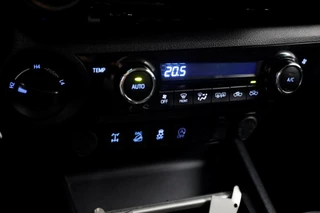 Toyota Hilux – thumbnail 17