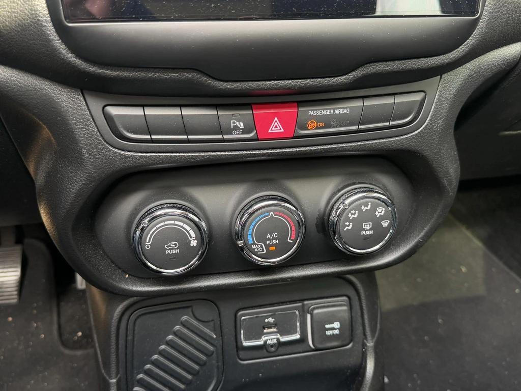 Jeep Renegade – foto 27