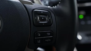 Lexus IS – thumbnail 20