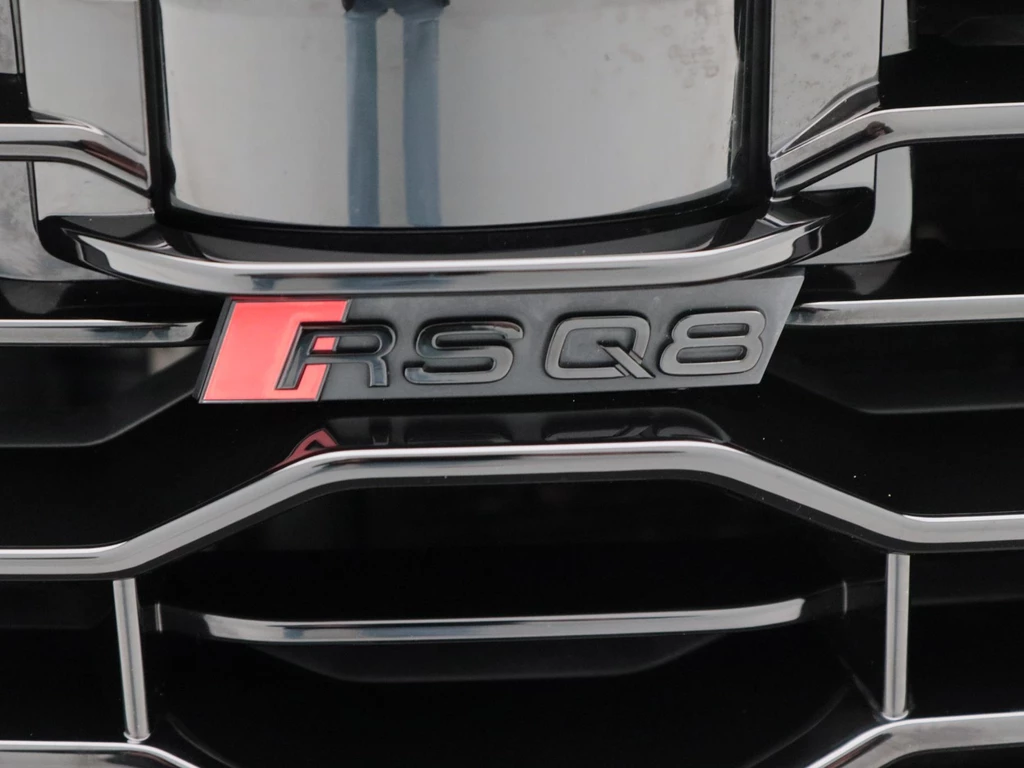 Audi RSQ8 – foto 12