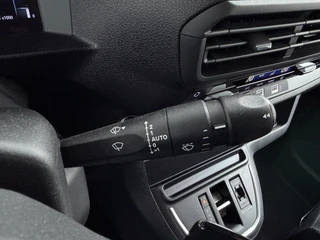 Opel Vivaro – thumbnail 23