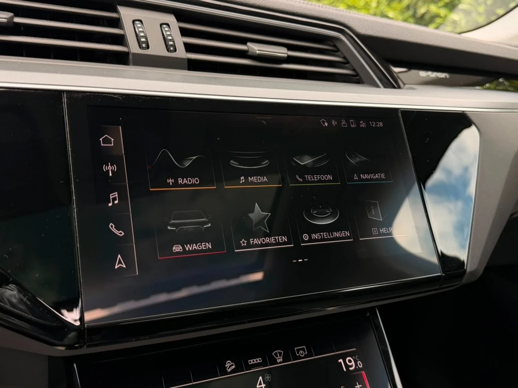 Audi e-tron – foto 13