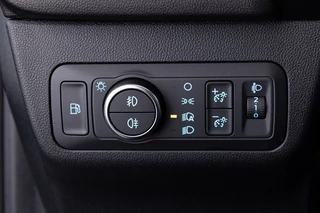 Ford Kuga – thumbnail 17