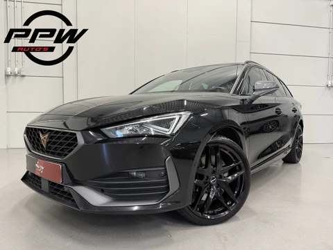 CUPRA Leon Sportstourer 1.4 e-Hybrid VZ 245PK BLACK EDIT. LED/19"BLACK/ACC/CARPLAY/DRIVE ADAPTIVE-ONDERSTEL/KEYLESS/SFEER/CAMERA/LEER-STOF SP.STOEL/STOEL+STUURVERW/PRIVACY/ELECTR.A.KLEP/DONKERE-HEMEL/VOLLEDIG CUPRA DEALER HISTORIE