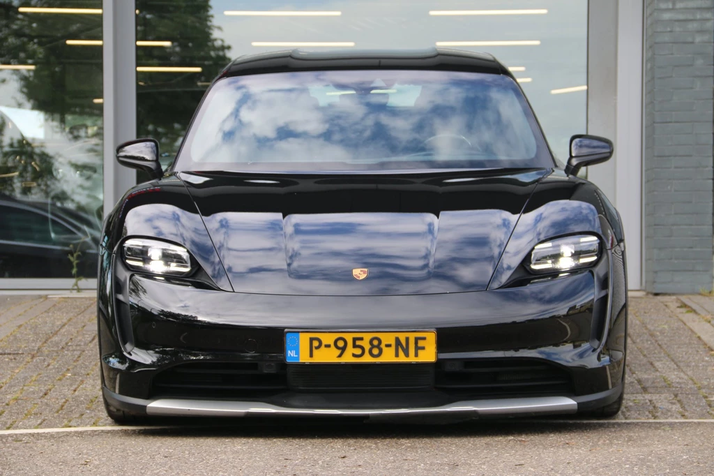 Porsche Taycan – foto 4
