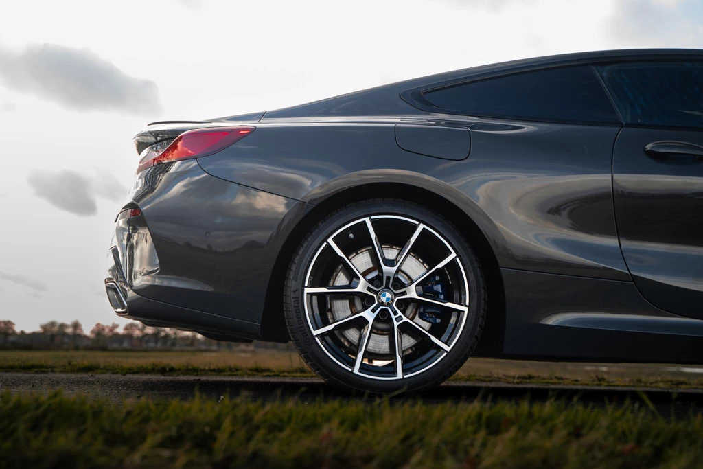 BMW 8 Serie – foto 29