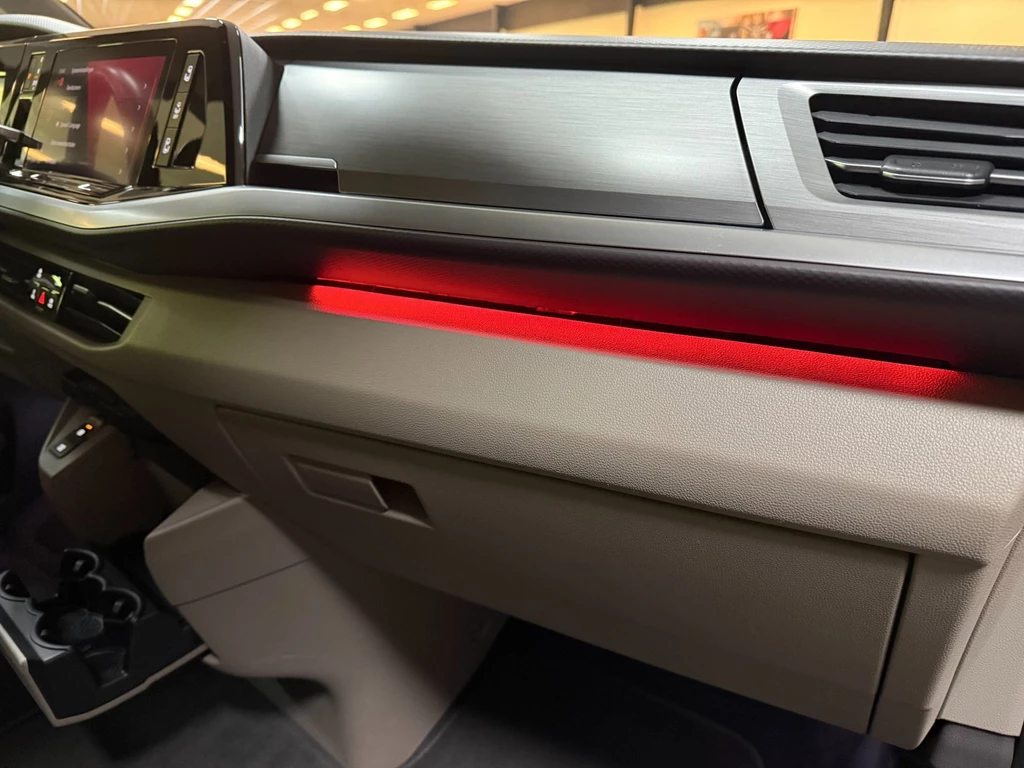 Volkswagen Multivan – foto 24