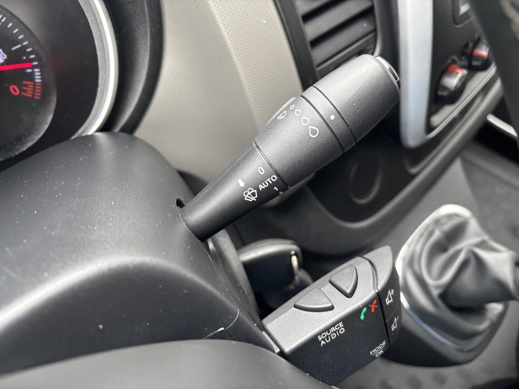 Nissan NV300 – foto 31