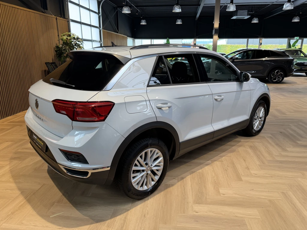 Volkswagen T-Roc – foto 6