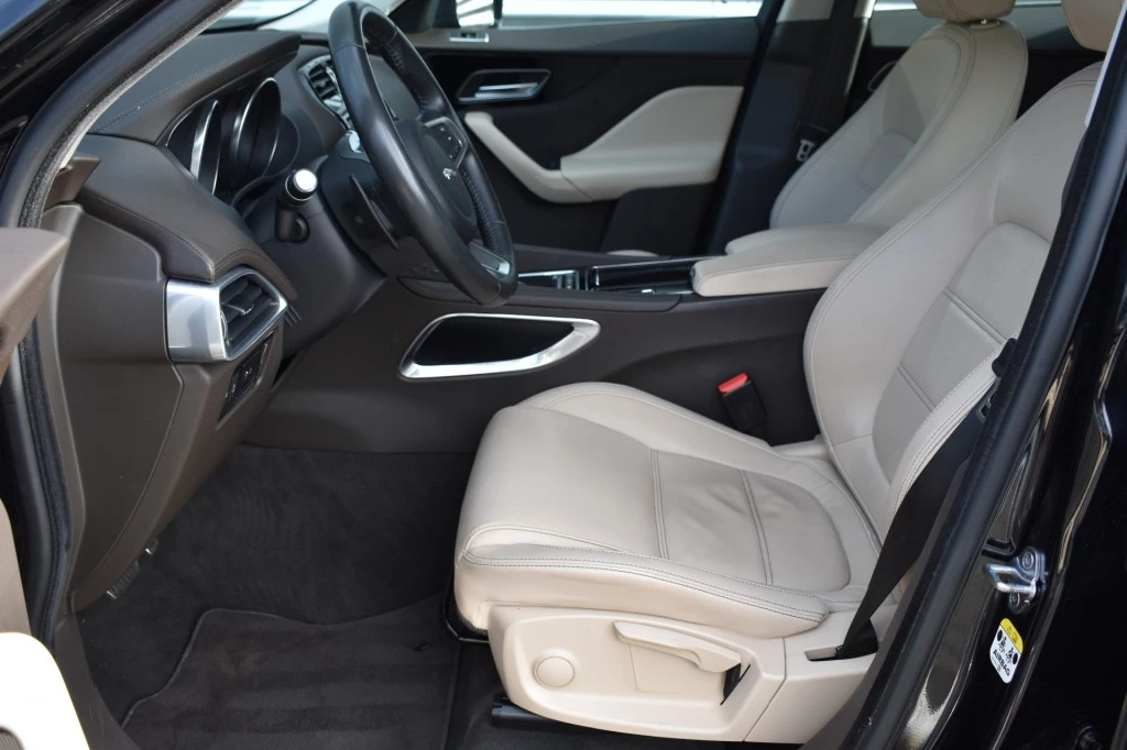 Jaguar F-PACE – foto 13