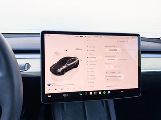 Tesla Model Y – thumbnail 47