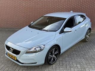 Volvo V40 – thumbnail 2