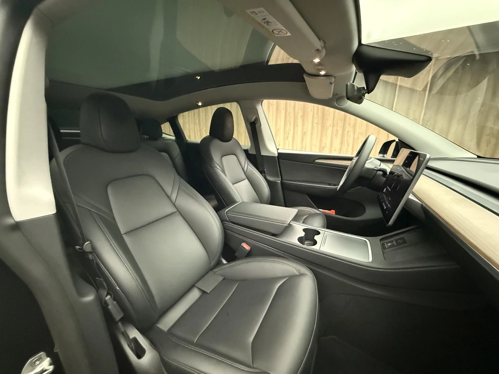 Tesla Model Y – foto 22