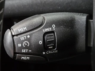 Peugeot 208 – thumbnail 28