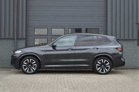 BMW iX3 Executive 80 kWh | SOH 100% | M-PAKKET | PANO | ACC |