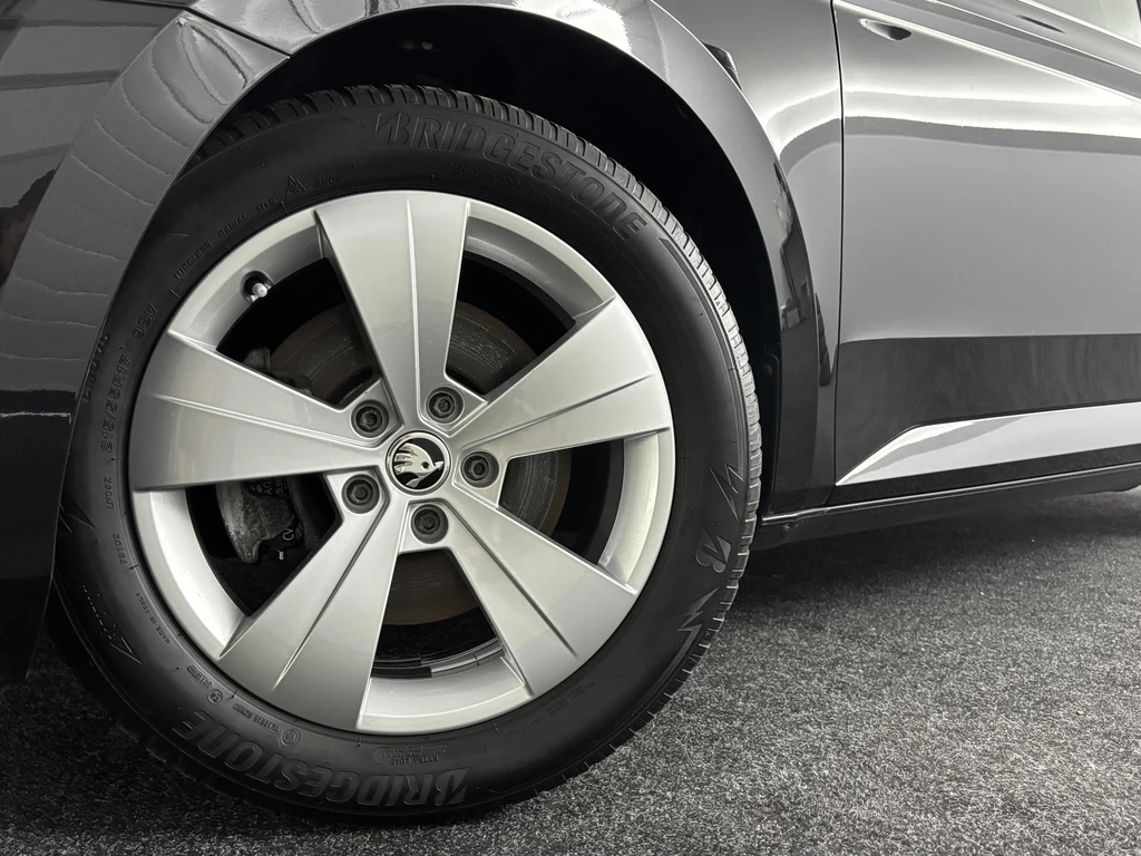 Škoda Superb – foto 39