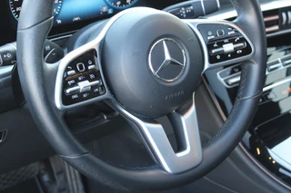 Mercedes-Benz EQC – thumbnail 12