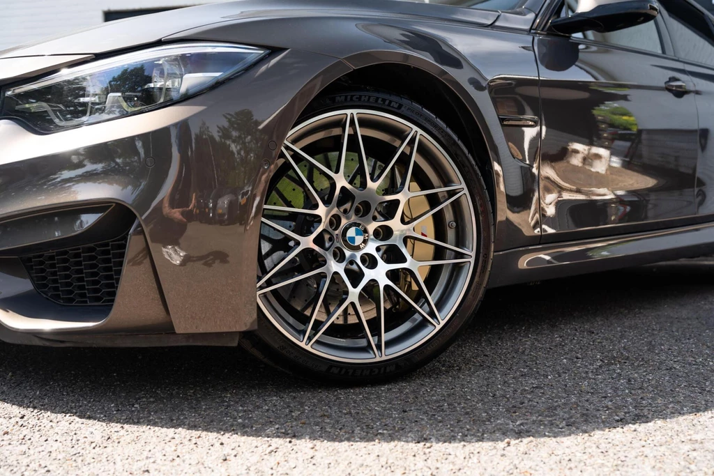 BMW M3 – foto 11
